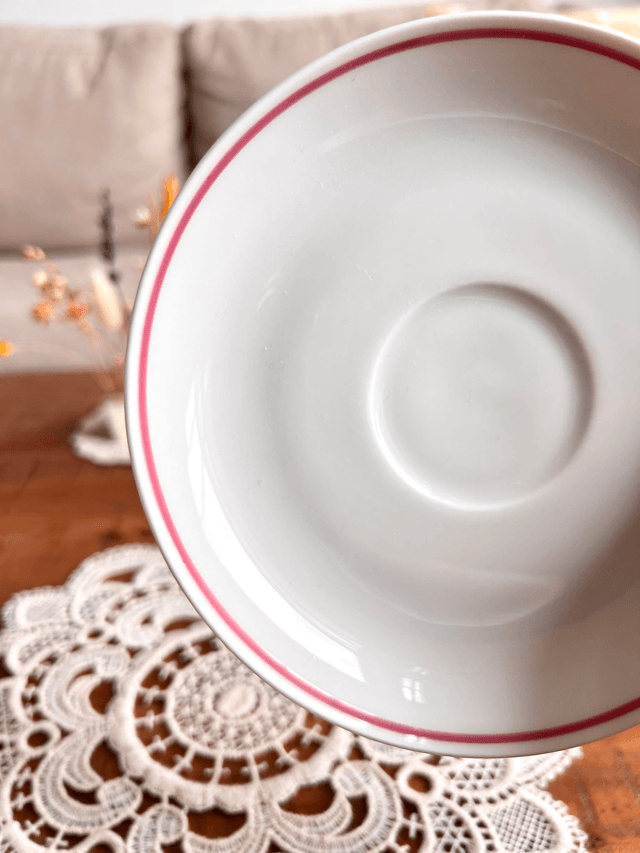 ✨ Sous tasse - en porcelaine "liseré rose"