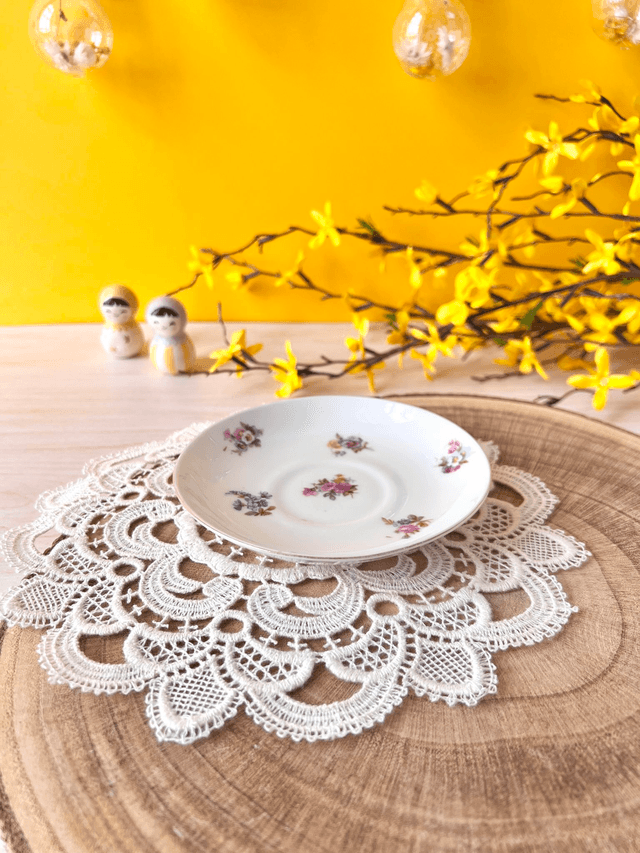 🌼 Sous tasse - en porcelaine "petits bouquets"
