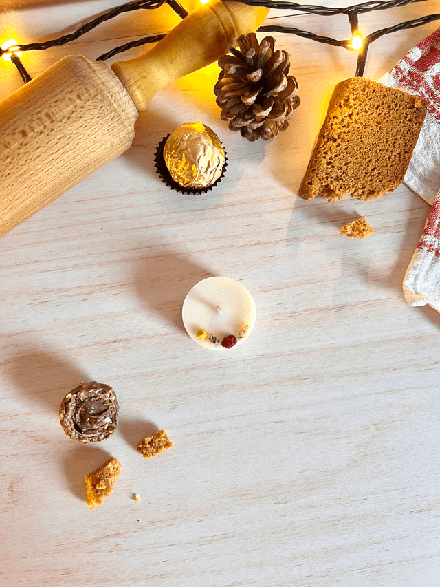 Mini bougie fleurie - parfum Feu de bois