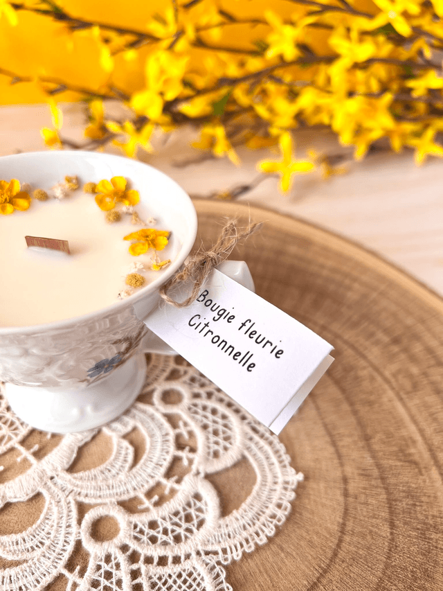 🌼 Bougie Citronnelle - tasse à thé "sur pied"