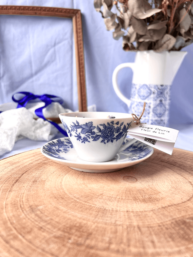 💙 Bougie Fleur de Lin - tasse à café "frise fleurie" en porcelaine avec sous tasse