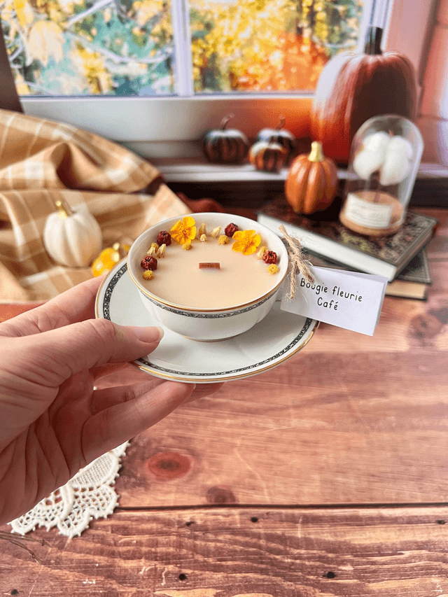 🍁 Bougie Café - tasse à café "frise arabesques noires" avec sous-tasse