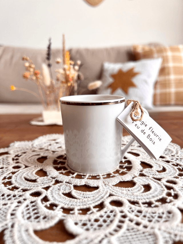 Bougie Feu de bois - tasse à café "liseré argent"