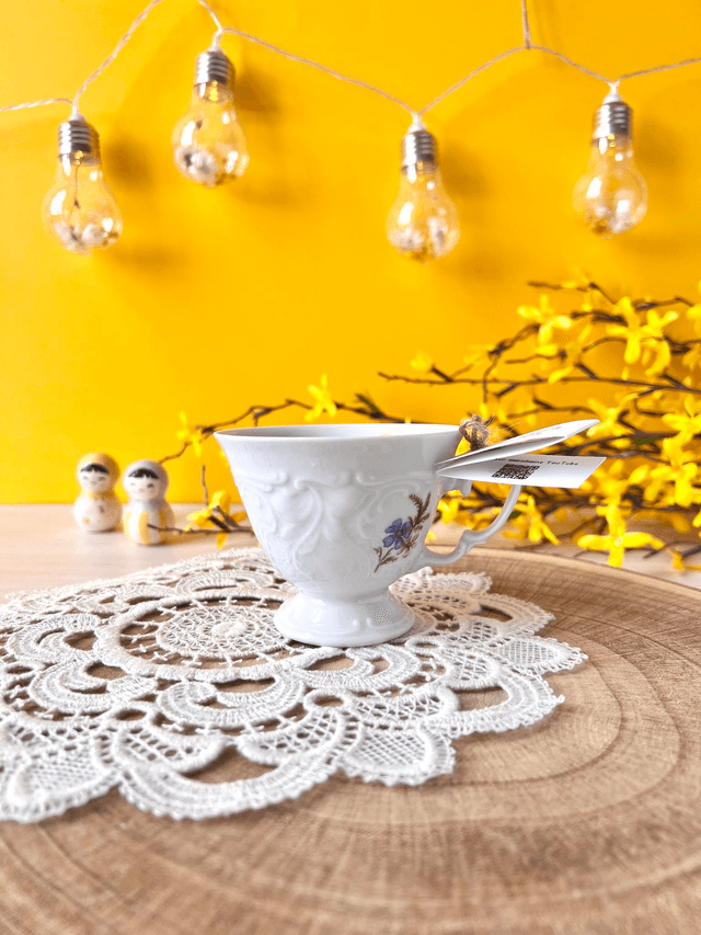🌼 Bougie Citronnelle - tasse à thé "sur pied"