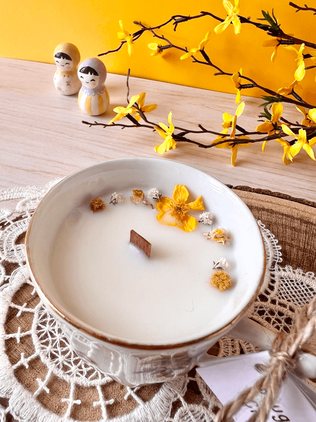 🌼 Bougie Citronnelle - tasse à café "petits bouquets"