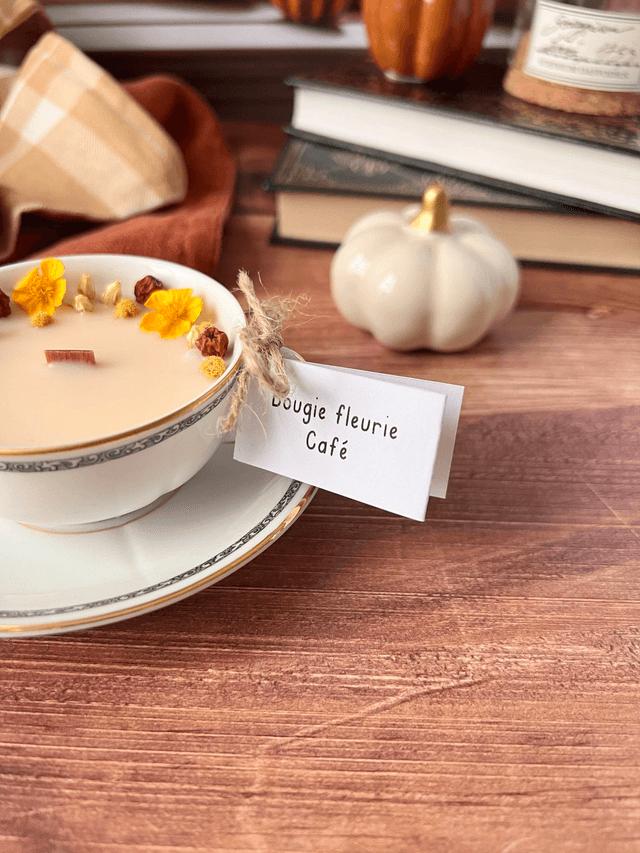🍁 Bougie Café - tasse à café "frise arabesques noires" avec sous-tasse