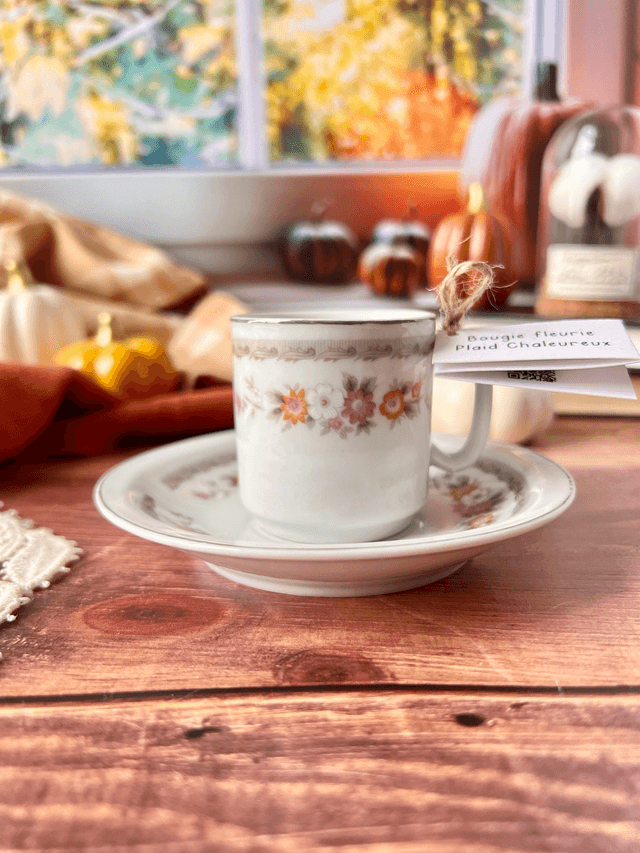 🍁 Bougie Plaid chaleureux - tasse à café "fleurs d'automne" avec sous-tasse