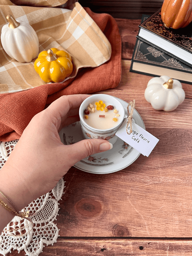 🍁 Bougie Café - tasse à café "fleurs d'automne" avec sous-tasse