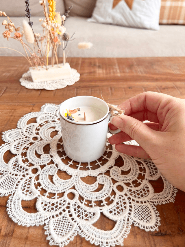 Bougie Non parfumée - tasse à café "liseré argent"