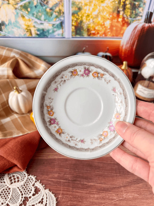 🍁 Sous tasse - en porcelaine "fleurs d'automne"