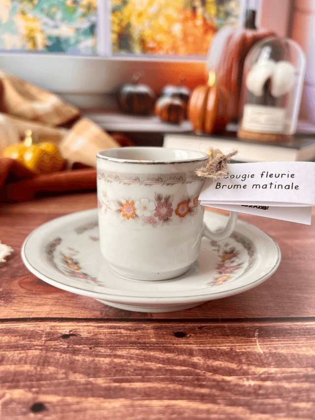 🍁 Bougie Brume matinale - tasse à café "fleurs d'automne" avec sous-tasse