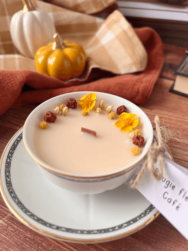 🍁 Bougie Café - tasse à café "frise arabesques noires" avec sous-tasse