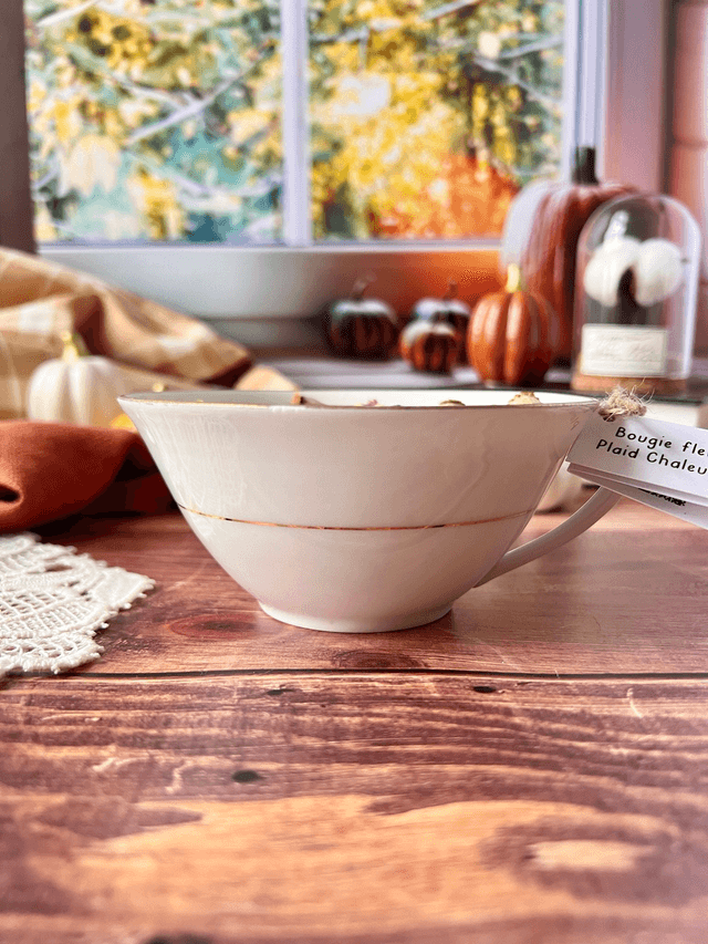 🍁 Bougie Plaid chaleureux - énorme tasse à thé "fleurs à l'intérieur"