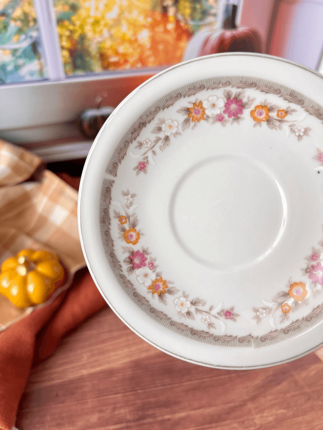 🍁 Sous tasse - en porcelaine "fleurs d'automne"