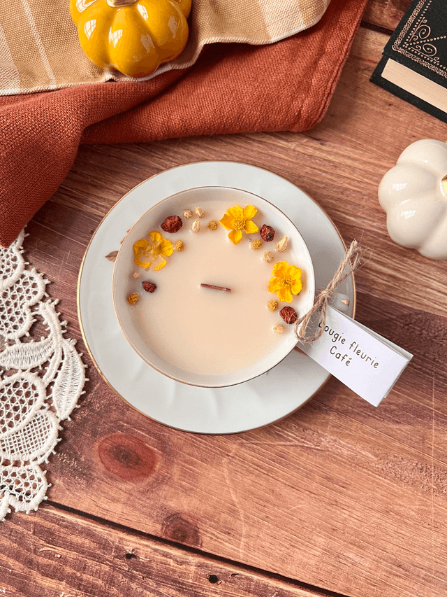 🍁 Bougie Café - tasse à thé "roses d'automne" avec sous-tasse