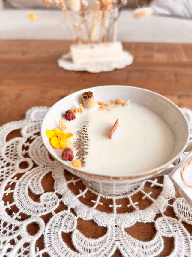 Bougie Feu de bois - tasse à thé "bouquets"