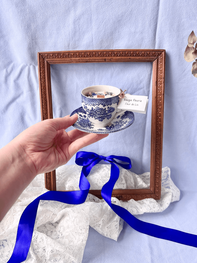 💙 Bougie Fleur de Lin - tasse à café "dentelle" en porcelaine avec sous tasse