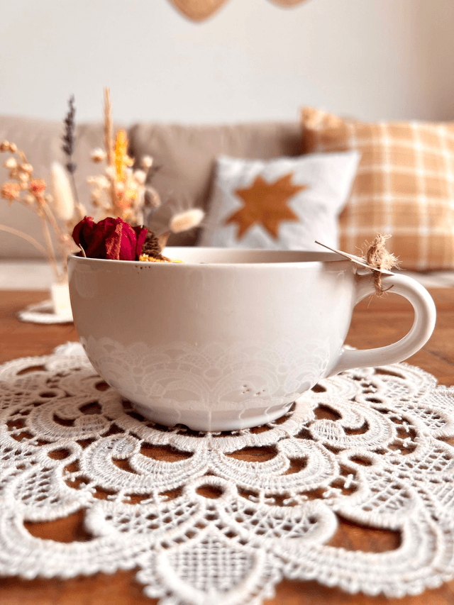 ✨ Bougie Sucre d'orge - grande tasse à thé "blanche"