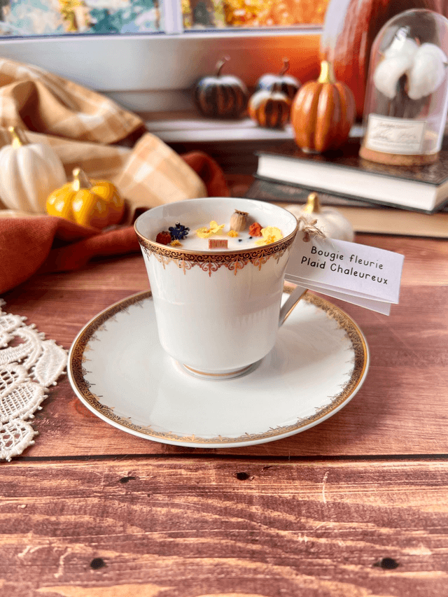 🍁 Bougie Plaid chaleureux - tasse à café &quot;frise or et liseré noir&quot; avec sous-tasse