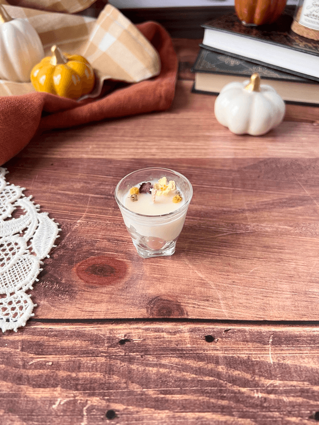 🍁 Bougie Thé noir vanille - mini verre &quot;pied carré&quot;