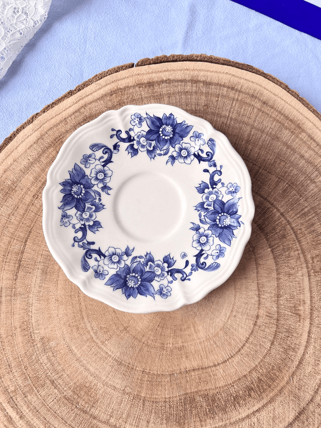💙 Sous tasse - en porcelaine &quot;grandes fleurs bleue&quot;
