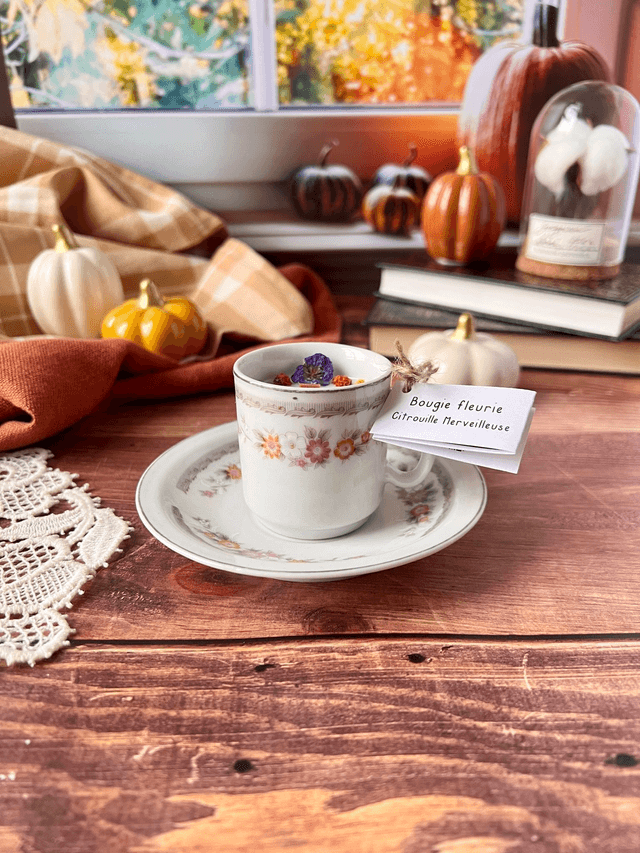 🍁 Bougie Citrouille merveilleuse - tasse à café &quot;fleurs d&#039;automne&quot; avec sous-tasse