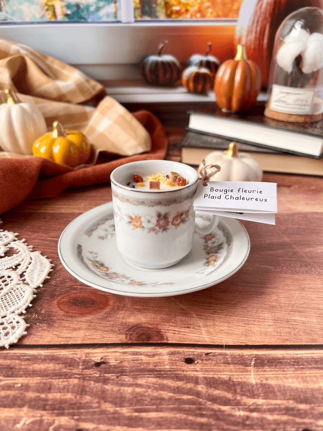 🍁 Bougie Plaid chaleureux - tasse à café &quot;fleurs d&#039;automne&quot; avec sous-tasse